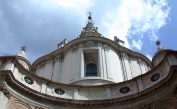 Symmetry as a means of ordering architectural composition Symmetry as a means of ordering architectural composition