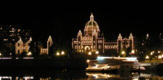 Architecture in artificial light