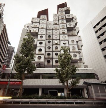 Nagakin Capsule Tower