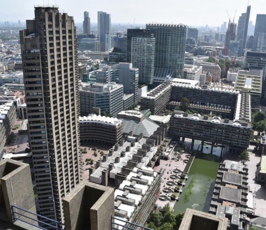 Barbican Center Housing, London, Chamberlin, Powell & Bon, 1965