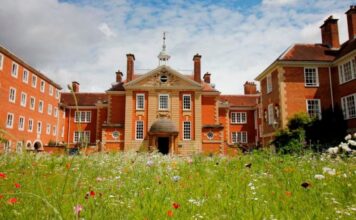 Contemporary classicism Library, Lady Margaret Hall, Oxford