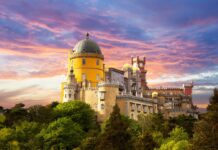 Дворец Пена (Palácio Nacional da Pena)
