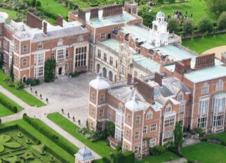 Хэтфилд-хаус (Hatfield House)