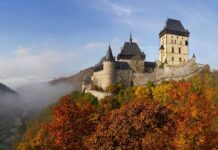 Замок Карлштейн (Karlštejn)