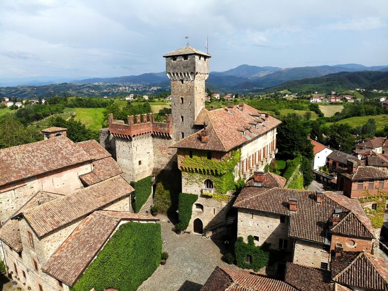 castello-di-camino-2