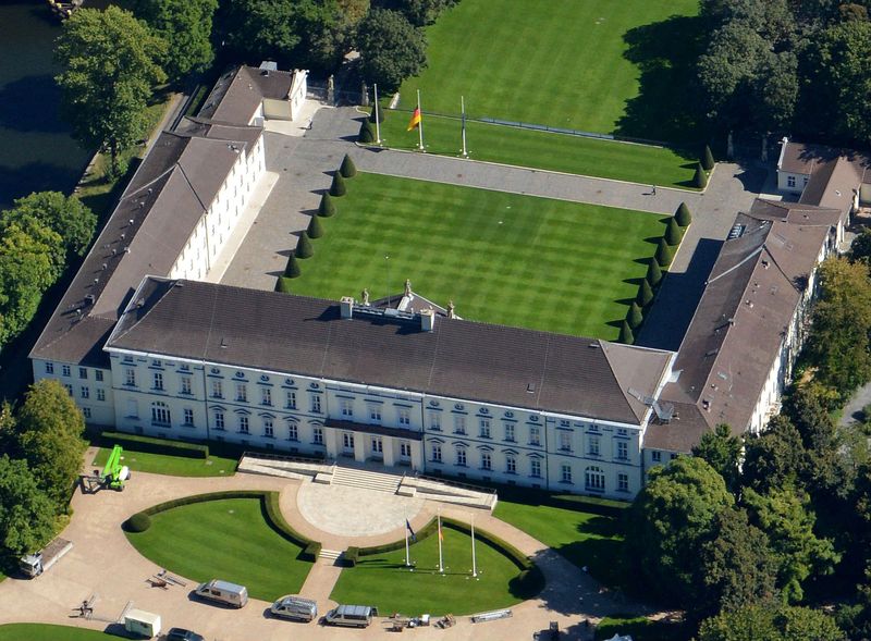 Schloss Bellevue 2