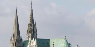 СОБОР В ШАРТРЕ