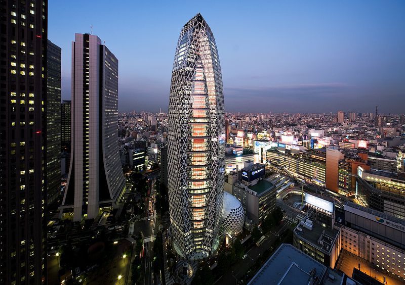 Mode-Gakuen-Cocoon-Tower