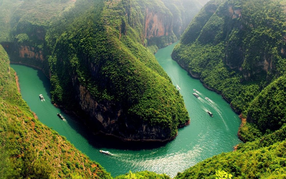 China 8 China