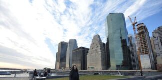 Independent travel to New York* Independent travel to New York