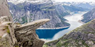 Trolltunga