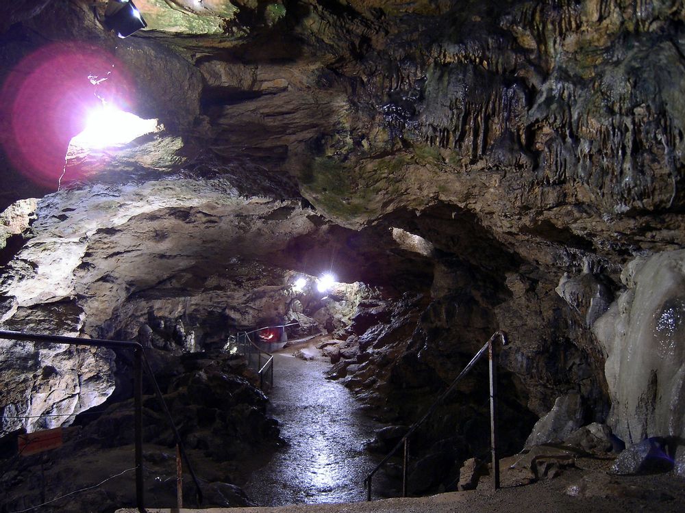 Bären, Karls and Nebelhöhle