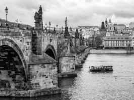 CHARLES BRIDGE