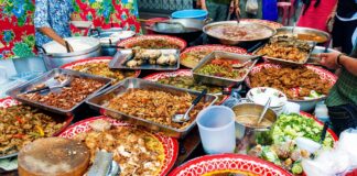 A Foodie’s Expedition: Exploring Local Flavors and Street Food Worldwide