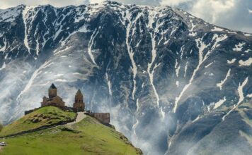Budget Travel Hacks: How to See the World Without Breaking the Bank