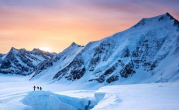 Explore a Glacier: An Unforgettable Adventure in the World’s Frozen Landscapes