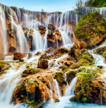 10 Breathtaking National Parks Every Nature Lover Must Visit