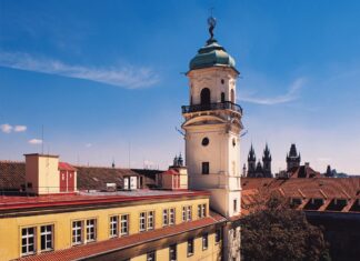 Astronomical Tower: History, Architecture and the Best Viewpoints
